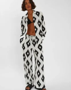 Accessorize Abstract Diamond Print Shirt Black