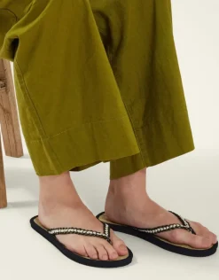 Accessorize Braided Seagrass Flip Flops Black